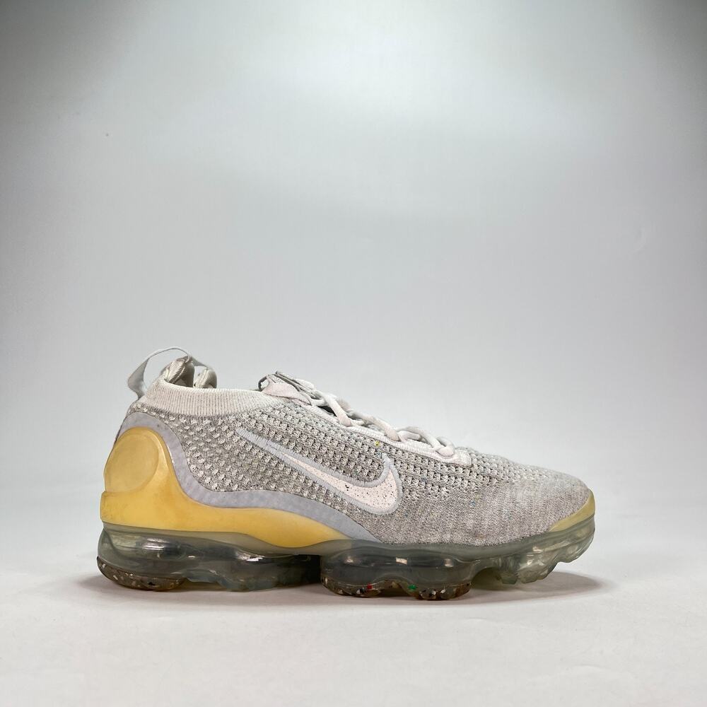 Nike Air VaporMax 2021 FK White Silver Running Shoes DC4112-100 Women's Size 7.5